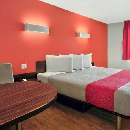 Motel 6 Victorville Eksteriør billede
