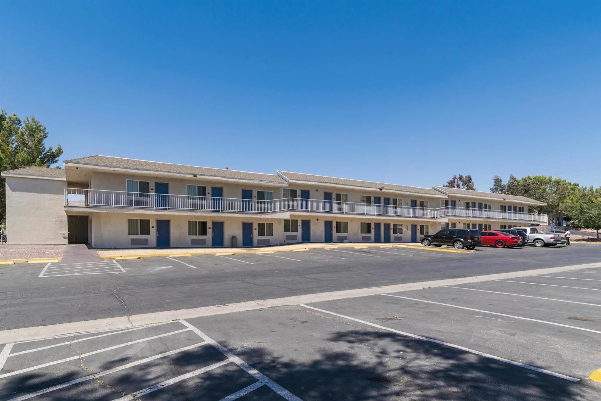 Motel 6 Victorville Eksteriør billede