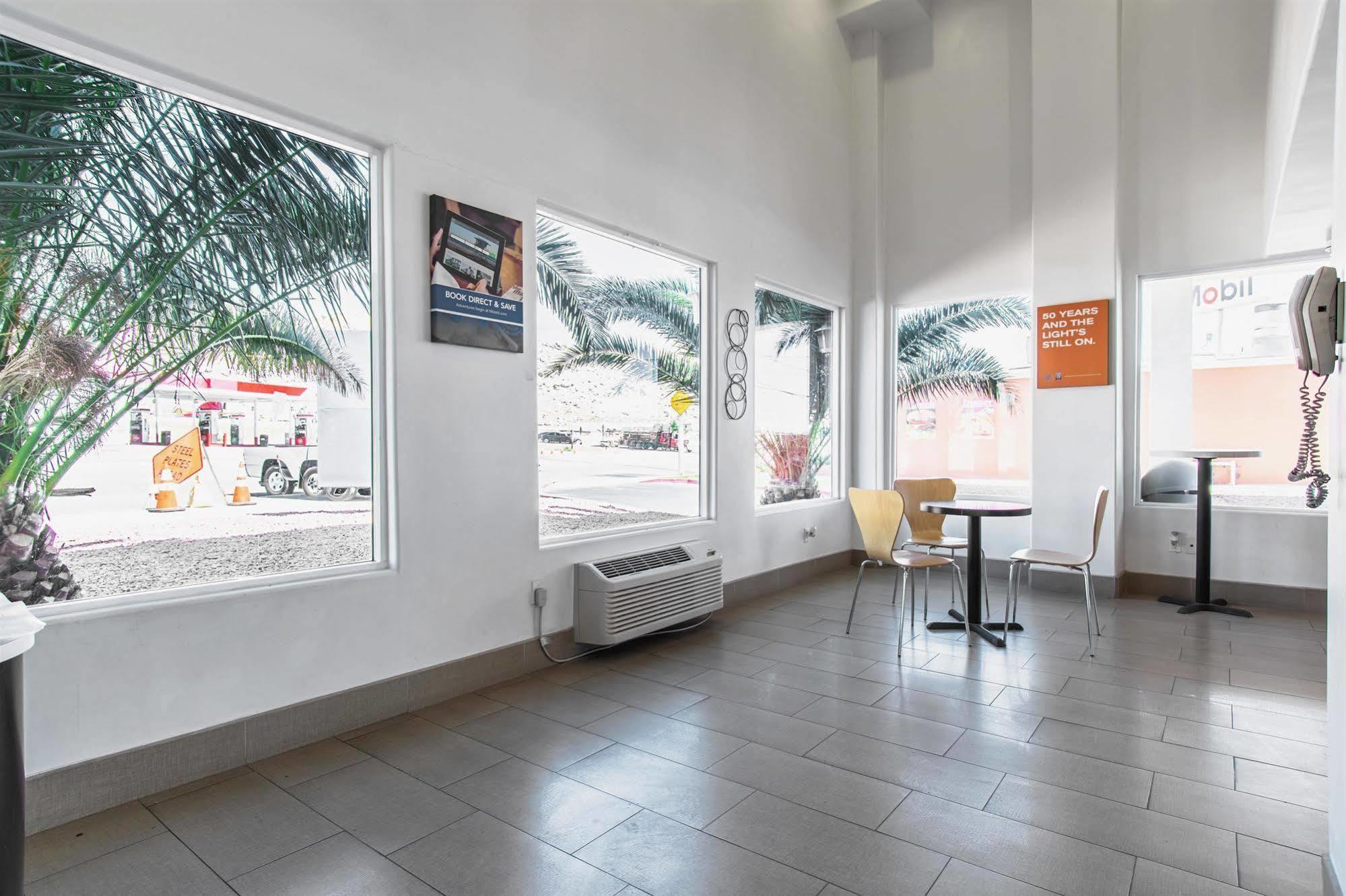 Motel 6 Victorville Eksteriør billede